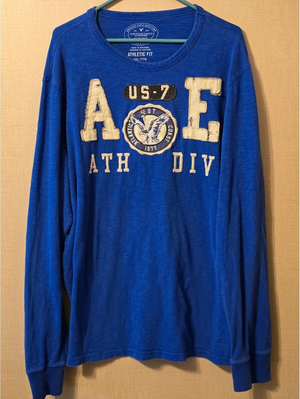 American Eagle Blue Long Sleeve Graphic T-Shirt XXL Vintage Y2K Athletic Fit